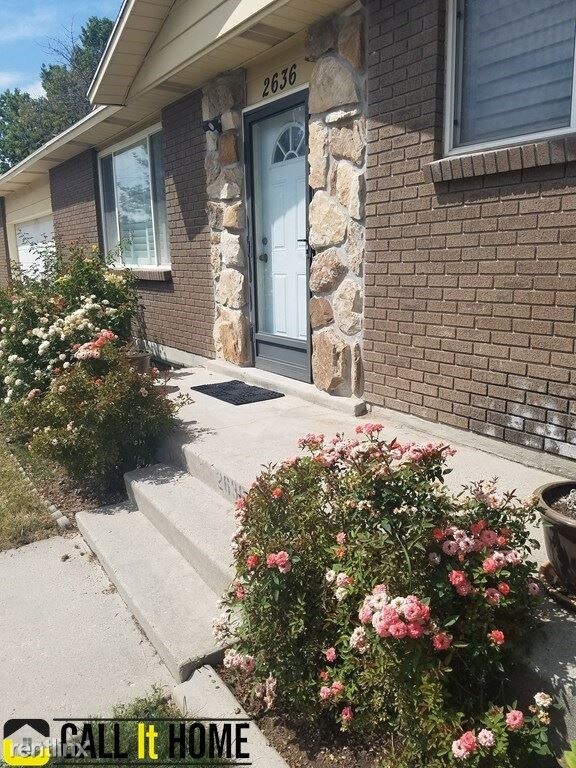 Primary Photo - 2636 W Tamra Dr