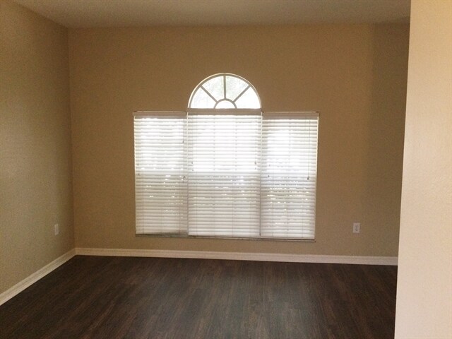 Building Photo - 22750 Marsh Wren Dr