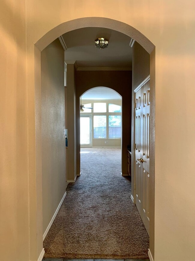 Building Photo - Cavender