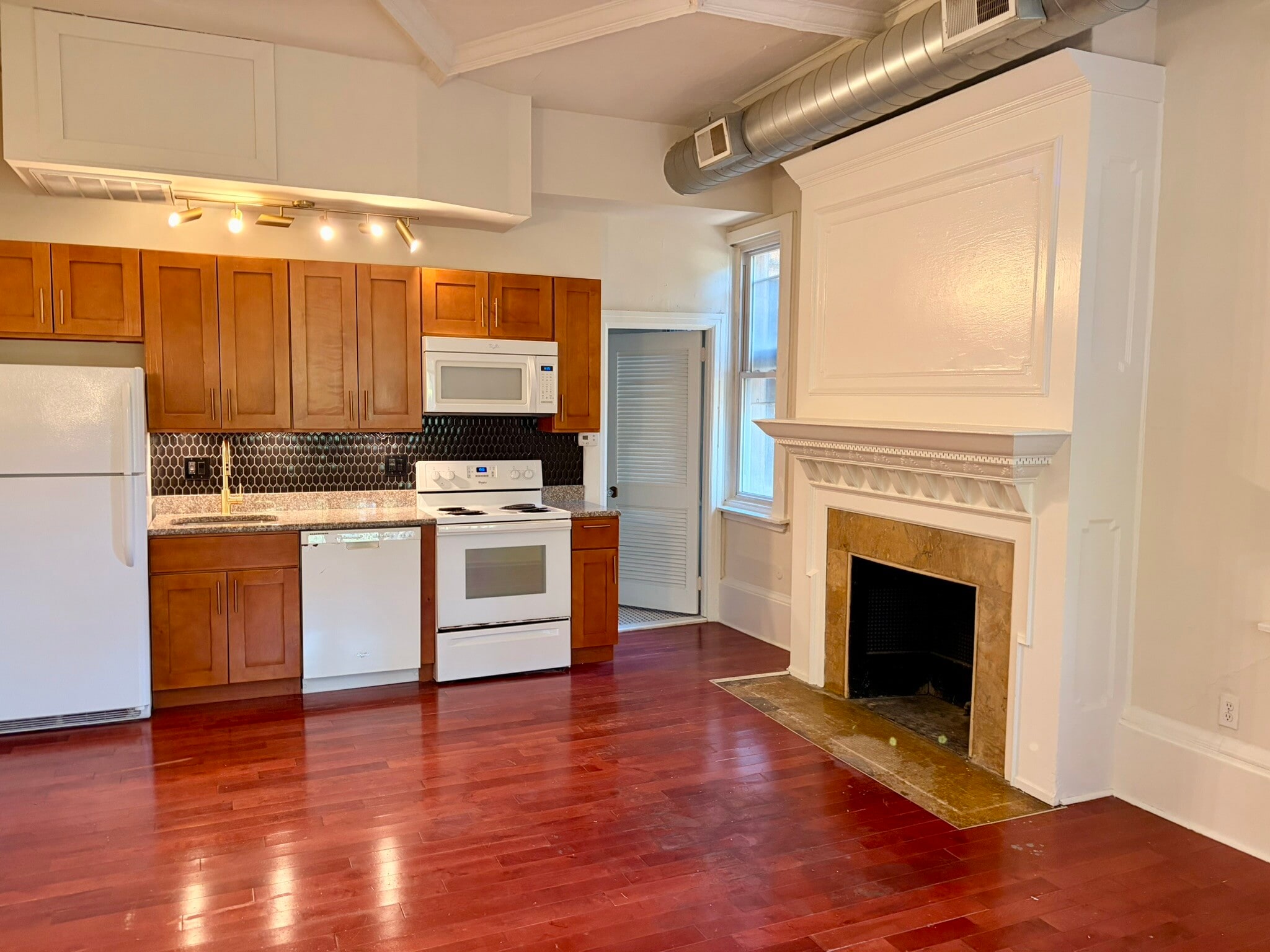 Building Photo - 3511 Baring St