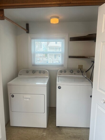 Building Photo - 125 Morrison Ave