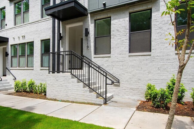 Building Photo - 119 N Franklin St