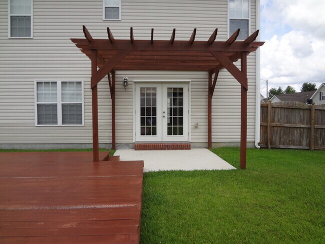Building Photo - 101 Dorsett Ct