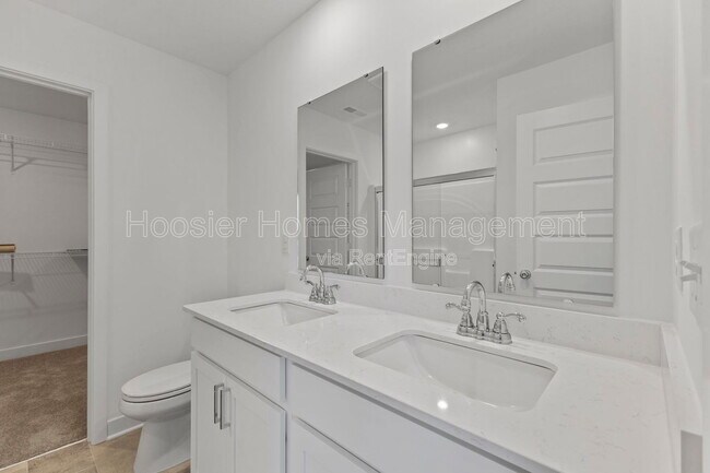 Building Photo - 15274 Farrington Rd