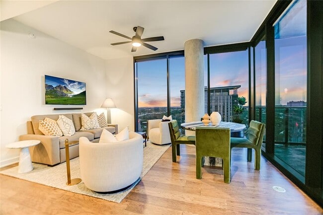 Building Photo - 84 East Ave