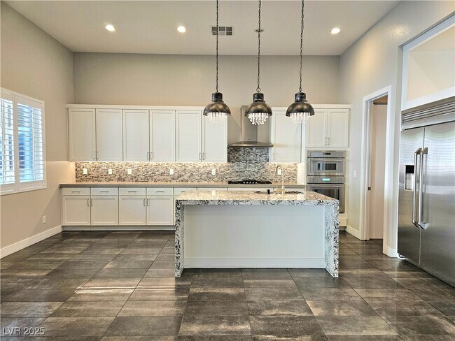 Building Photo - 12374 Skyracer Dr