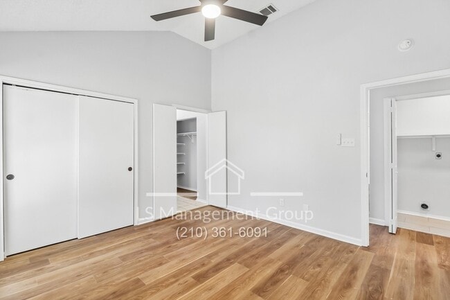 Building Photo - 3118 Bear Springs Dr