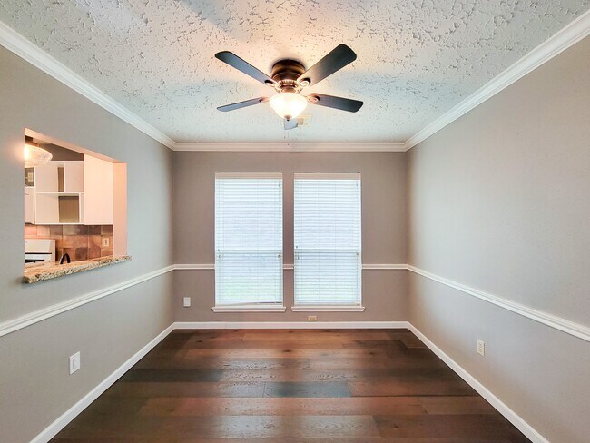 Building Photo - 14407 Sun Harbor Dr