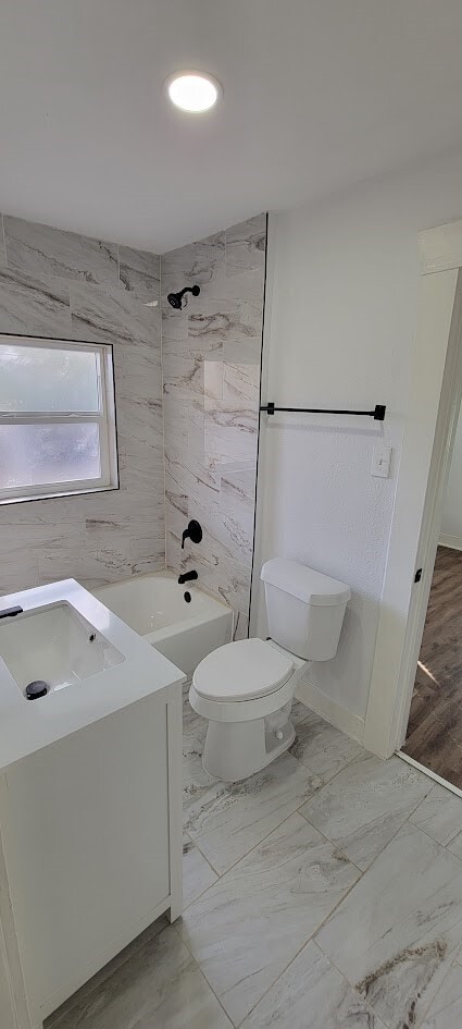 Building Photo - 4208 Delhi St