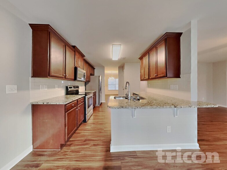 Building Photo - 1756 Pinnacle Oaks Dr