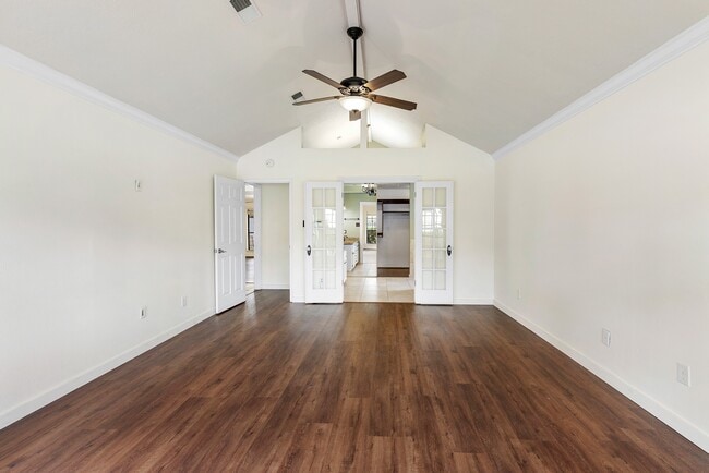 Building Photo - 15107 Easton Park Dr