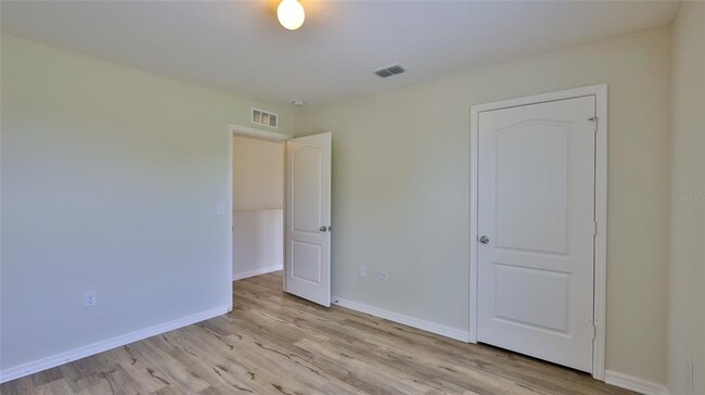 Building Photo - 441 White Coral Ln