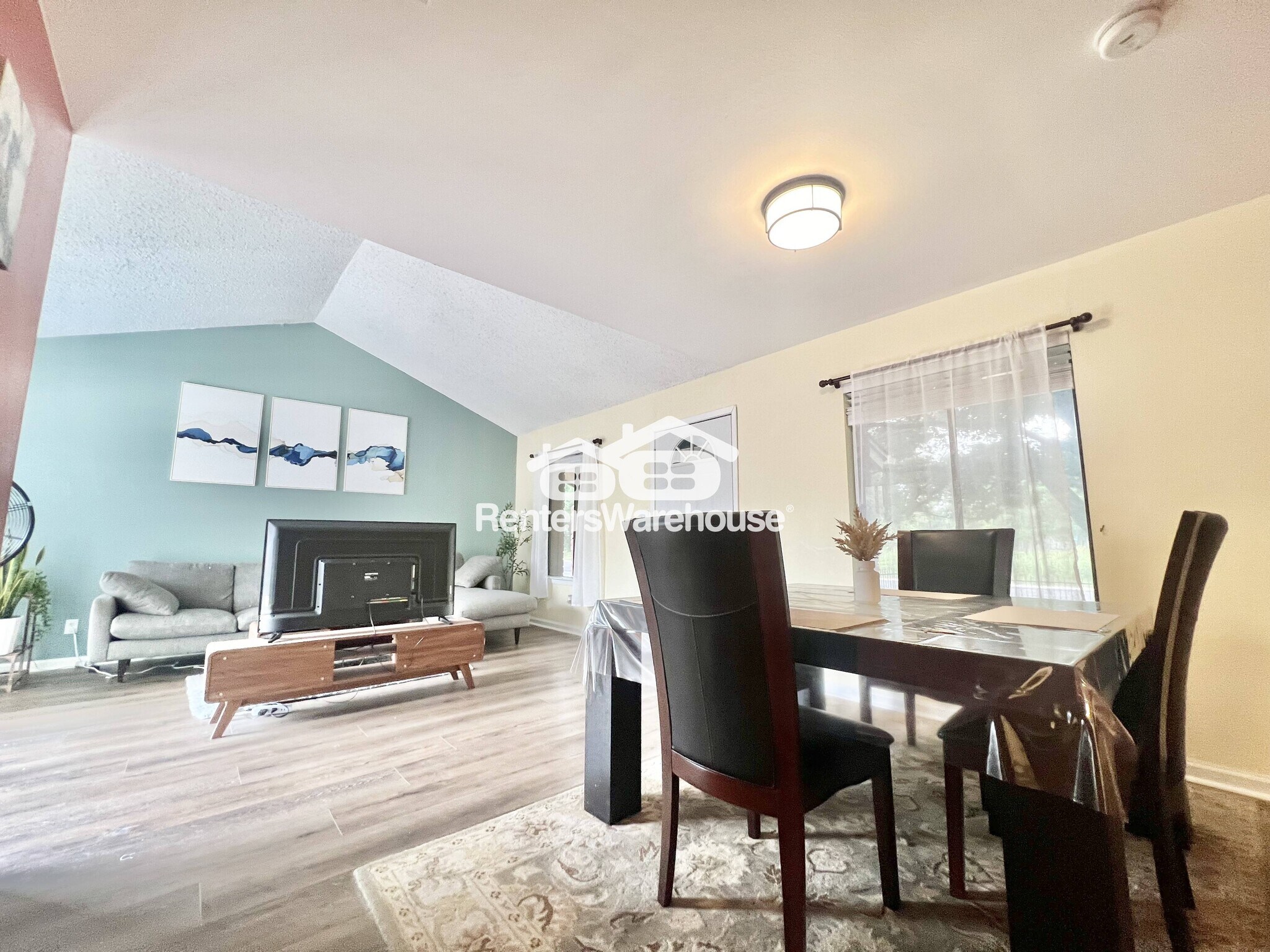 Building Photo - 901 Park Village Cove