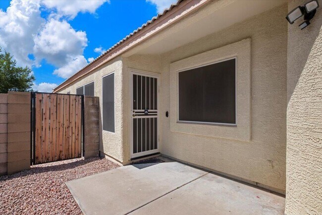 Building Photo - 4623 E Desert Wind Dr.