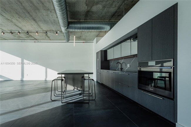 Building Photo - 7934 West Dr