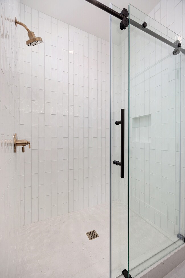 Building Photo - 1559 Rancho Serena