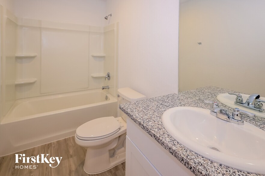 Building Photo - 1702 Morse Way