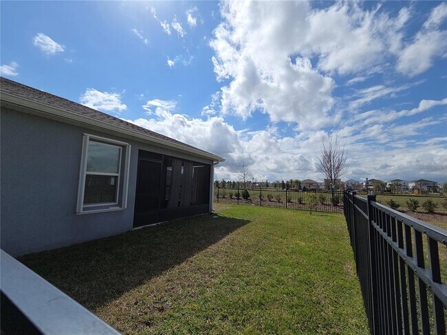 Building Photo - 2130 Bur Oak Blvd