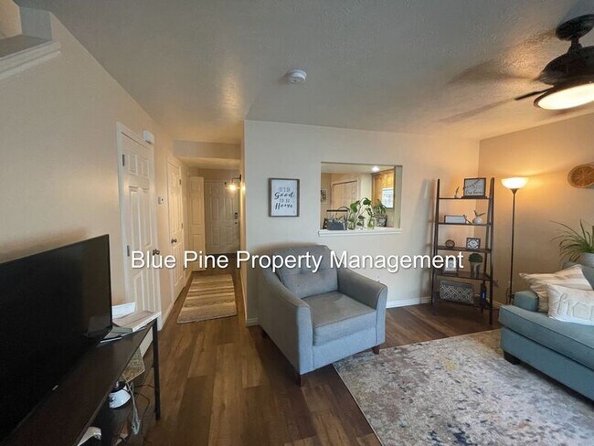Building Photo - 577 Legacy Ln