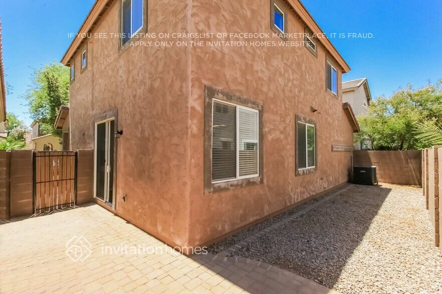 Building Photo - 4122 E Tyson St