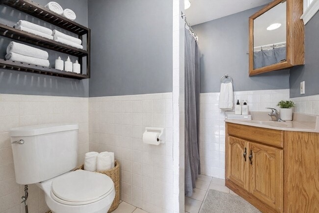 Building Photo - 187 Hampshire St