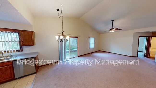 Building Photo - 1632 Tamworth Cir