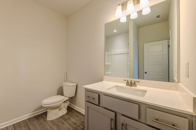 Building Photo - 1670 Branthaven Ln