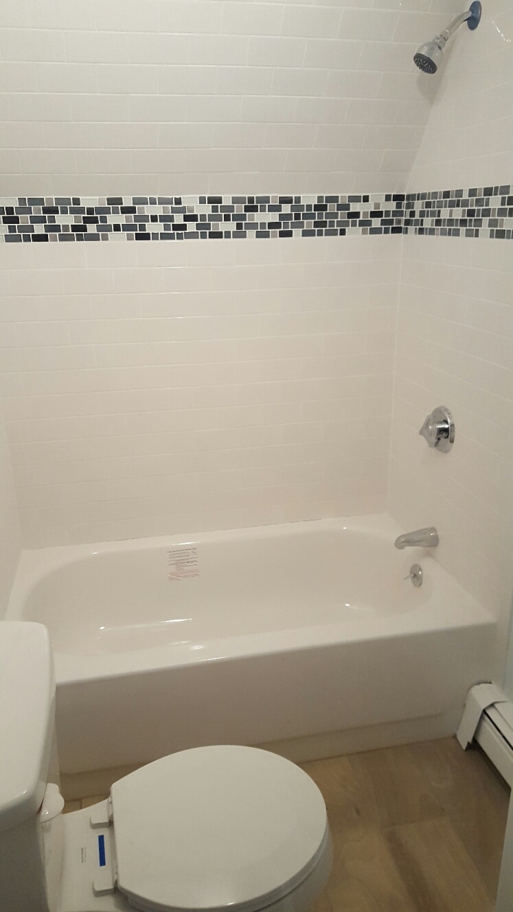 Building Photo - 8 Main St