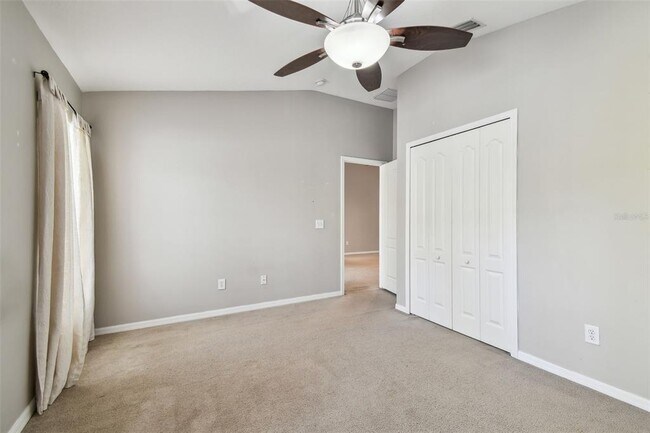 Building Photo - 15807 Leatherleaf Ln