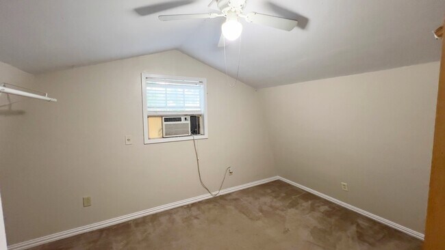 Building Photo - 7441 Evie Ln