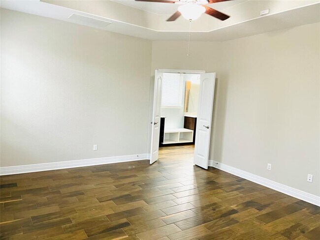 Building Photo - 542 Bonnet Blvd