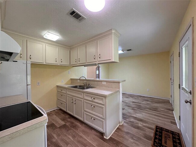 Building Photo - 6143 FM 3081