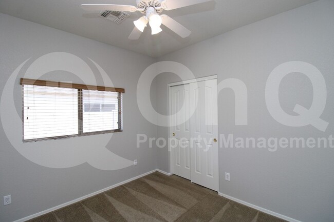 Building Photo - 33359 N Sonoran Trail
