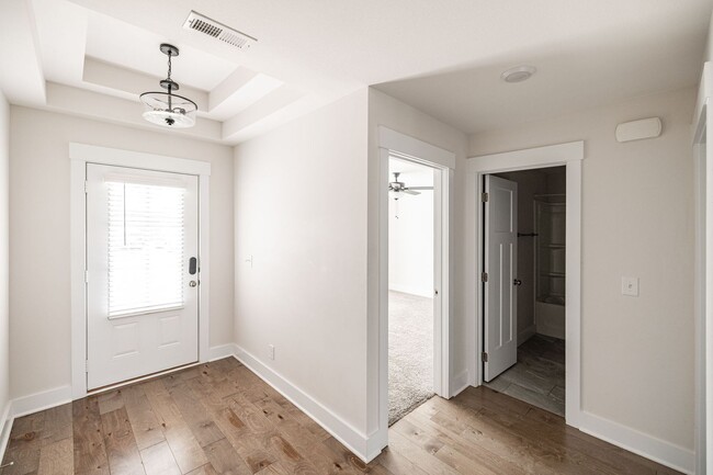 Building Photo - 905 Frog Gip Pond Ct