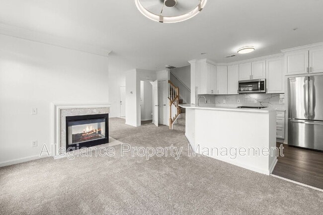 Building Photo - 45490 Whistling Terrace