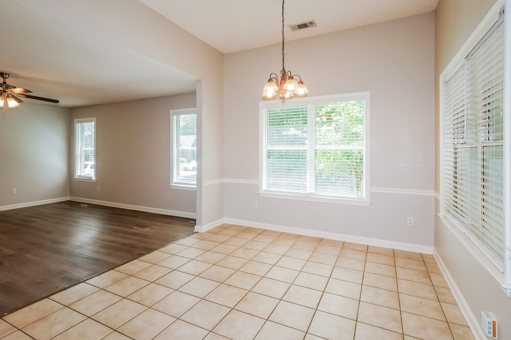 Building Photo - 1341 Broadstone Ln