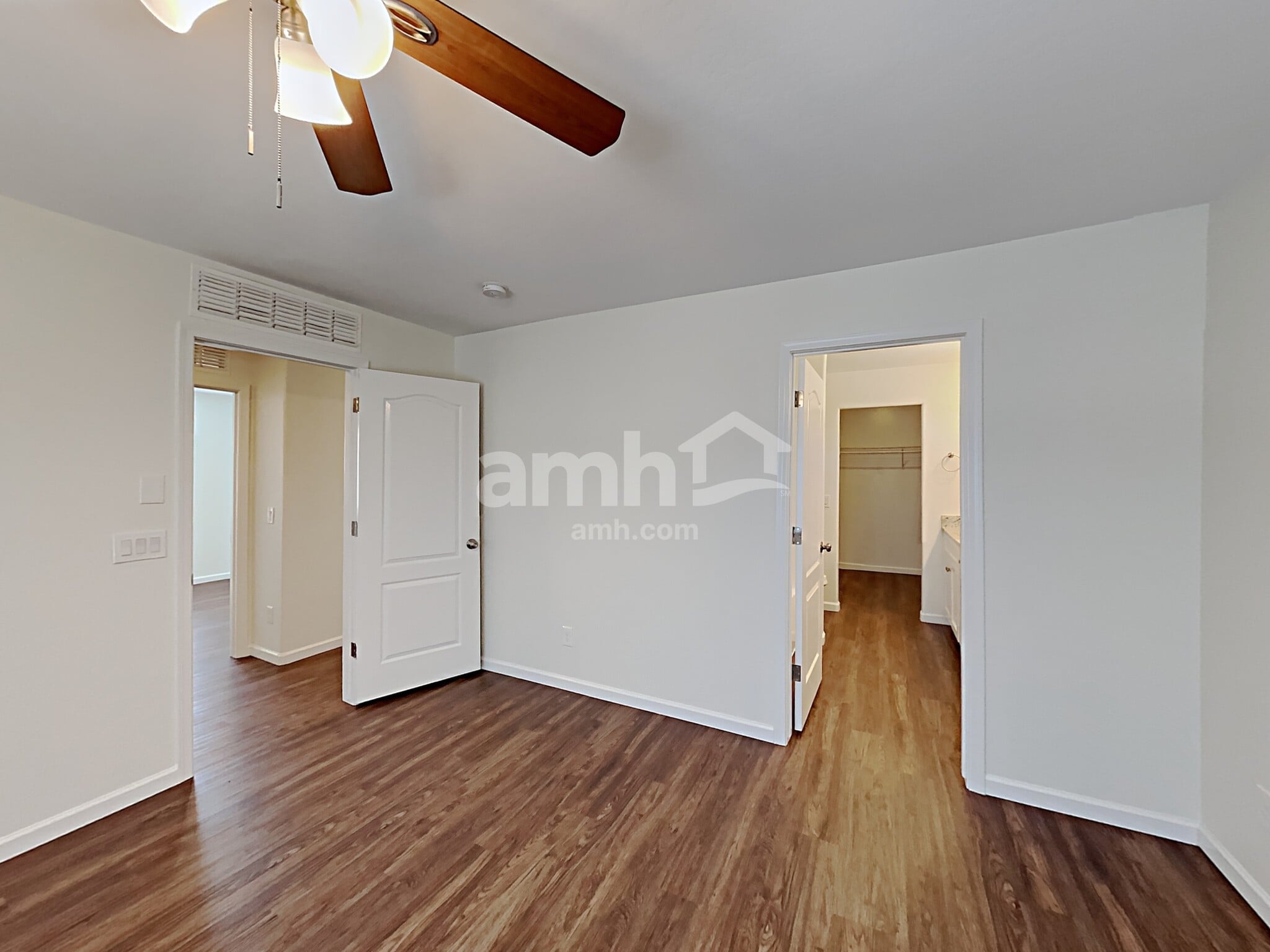 Building Photo - 5280 S 237th Ln