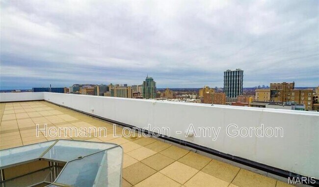 Building Photo - 4501 Lindell Blvd