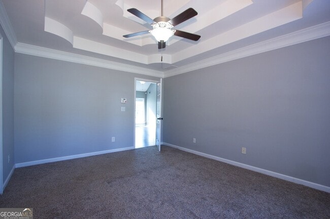 Building Photo - 413 Vista Way