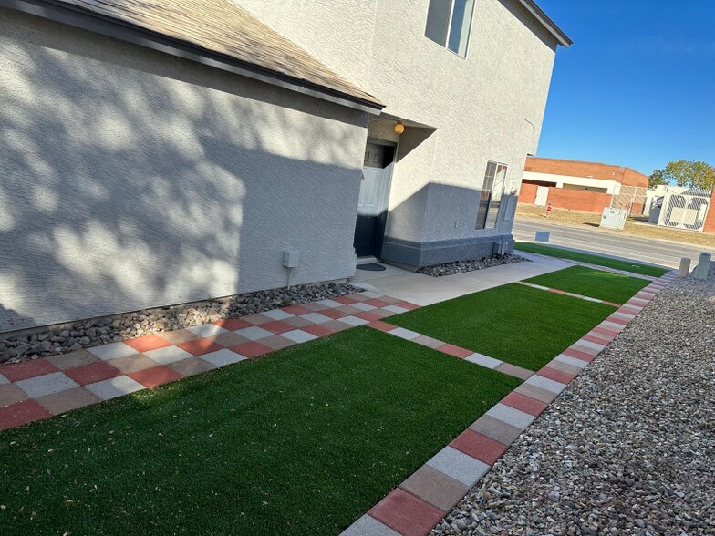 Building Photo - 5063 W Whitten St