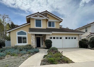 Building Photo - *Lease takeover available in September* 4 Bedroom, 3 Bathroom home with unbeatable views in SLO!