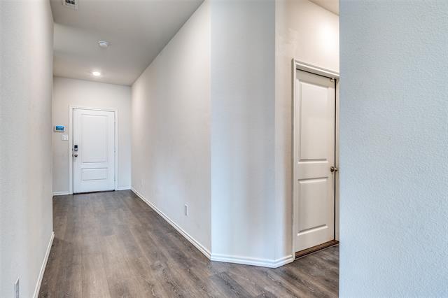 Building Photo - 208 Cultivator Ct