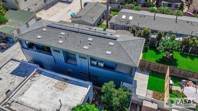 Building Photo - 4980 Narragansett Ave