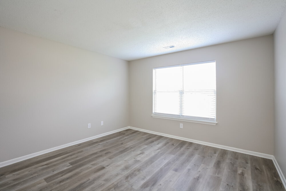 Building Photo - 4327 Village Trace Dr