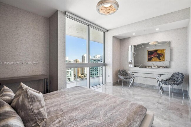 Building Photo - 330 Sunny Isles Blvd