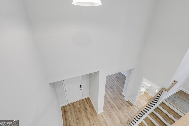 Building Photo - 376 Caledonia Ct