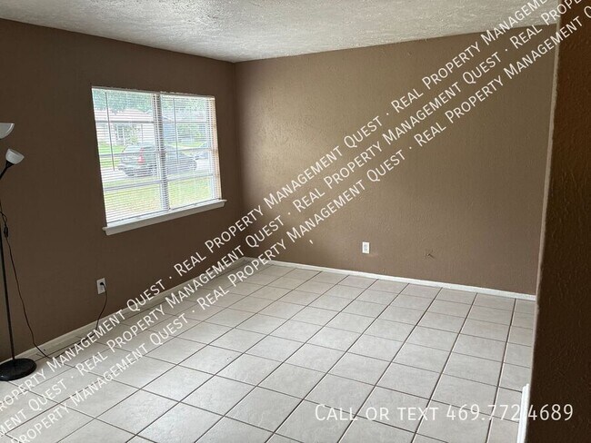 Building Photo - 820 Milam-