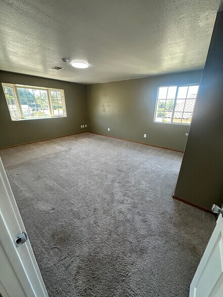 Building Photo - 1504 Westmoreland Dr