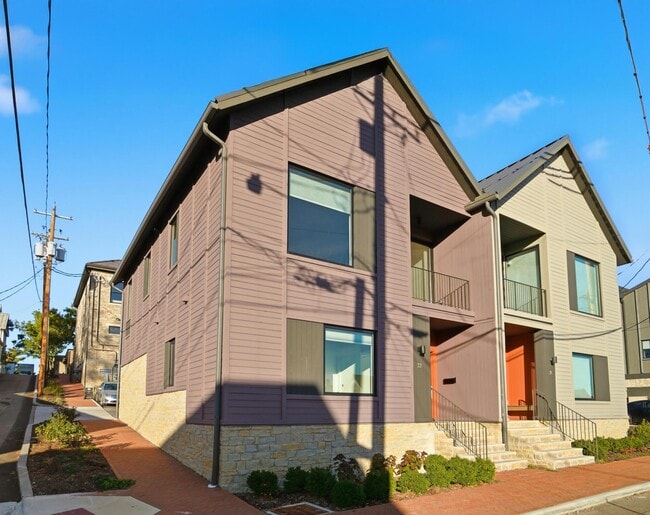 Building Photo - 33 N Blacksmith Ln