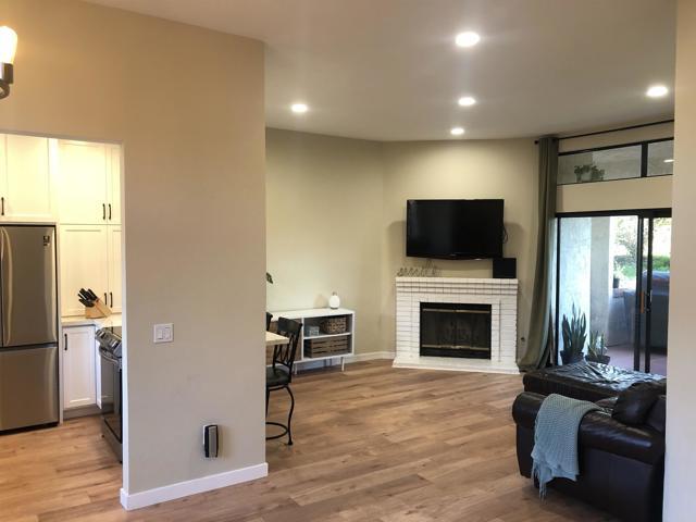 Building Photo - 2861 Andover Ave